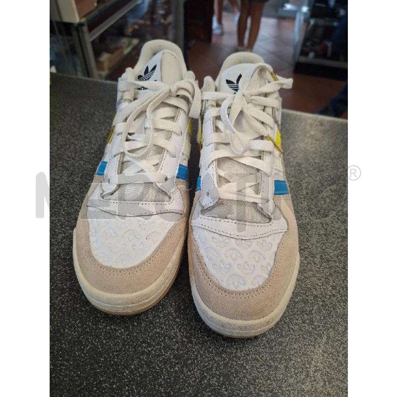 SCARPE ADIDAS BCO GIALLE AZZ  | Mercatino dell'Usato Frossasco 2