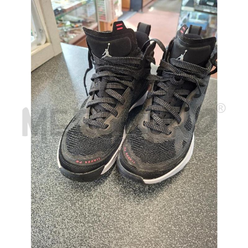 SCARPE AIR JORDAN AJ XXXVII NERE N.37.5 | Mercatino dell'Usato Frossasco 5