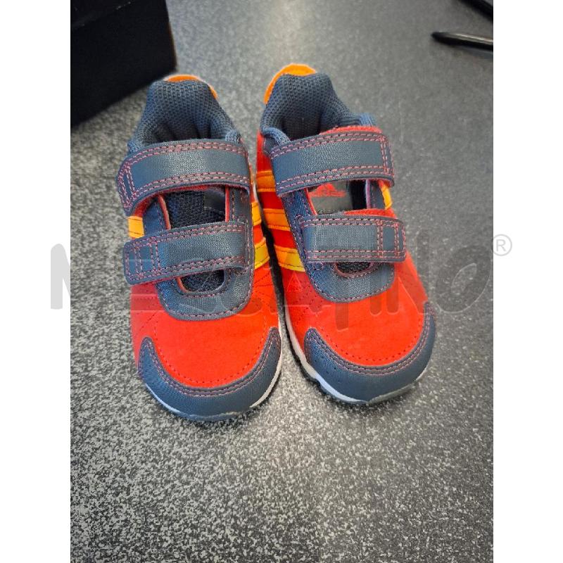 SCARPE BAMBINO VELCRO ROSSE GRI ADIDAS | Mercatino dell'Usato Frossasco 2
