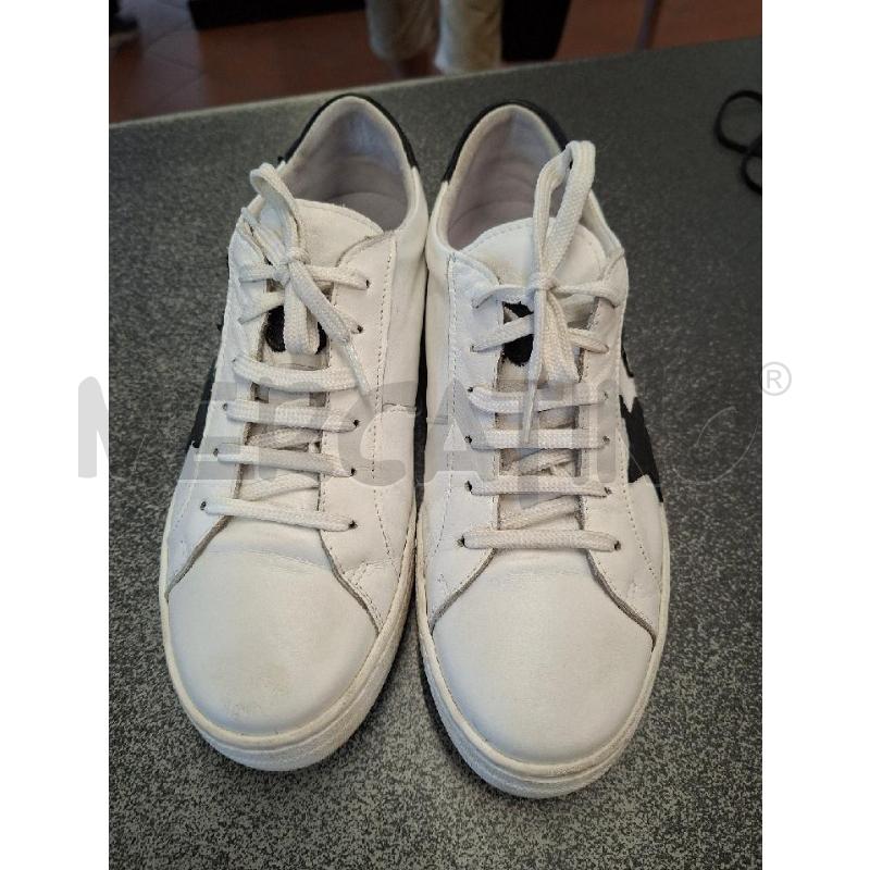 SCARPE DONNA BCO STELLE NERE TSTYLISH N.40 | Mercatino dell'Usato Frossasco 2