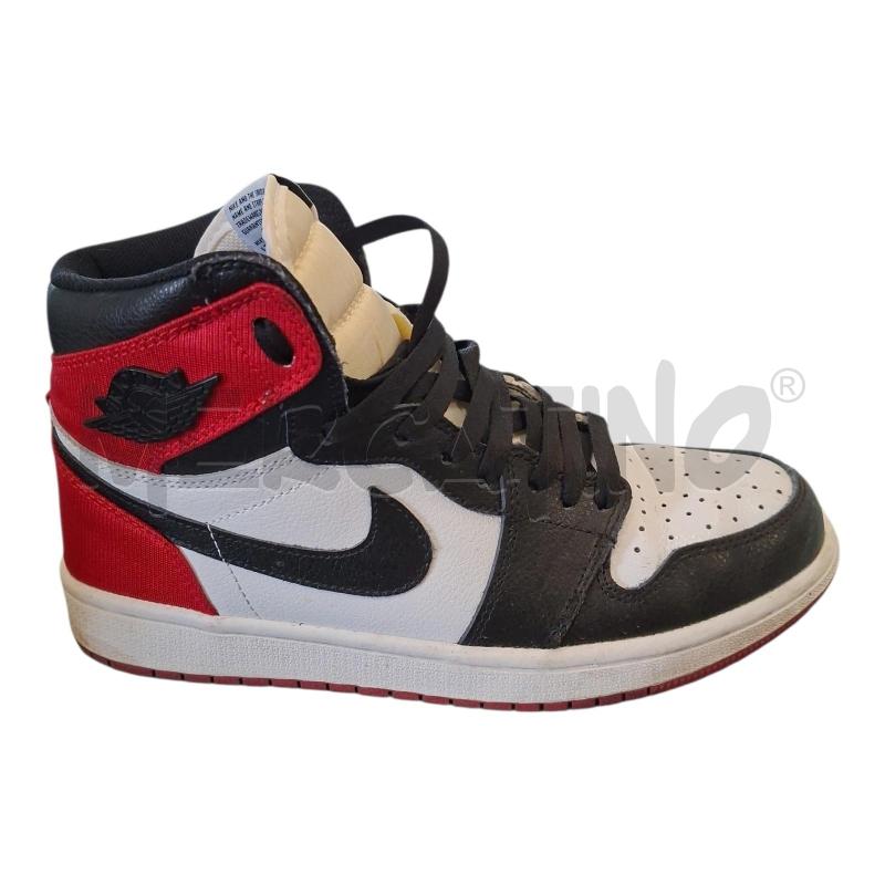 SCARPE GINN AIR JORDAN 1 RETRO HIGH OG SATIN BLACK TOE N.42 CD0461-016 | Mercatino dell'Usato Frossasco 1