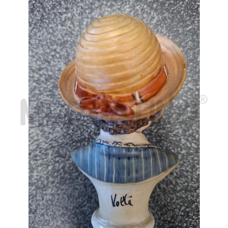 STATUETTA H15 CER CAPODIMONTE VOLTA RAGAZZO CON CAPPELLO | Mercatino dell'Usato Frossasco 4
