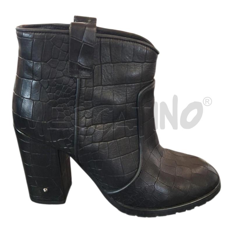 STIVALETTI DONNA TACCO NERO FORNARINA | Mercatino dell'Usato Frossasco 1
