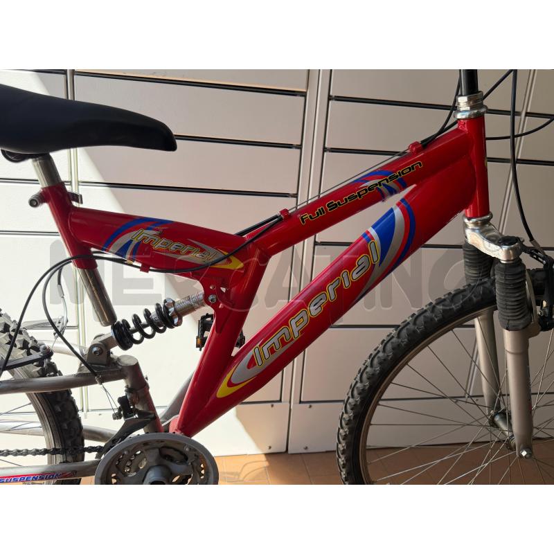 BICICLETTA ROSSA BIAMMORTIZZATA | Mercatino dell'Usato Torino via ceresole 3