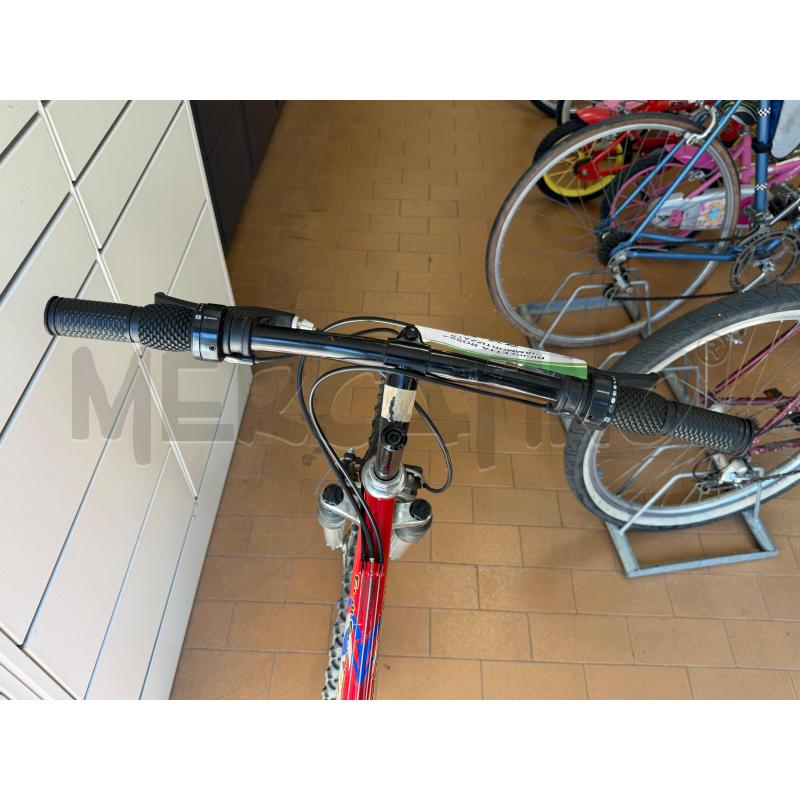 BICICLETTA ROSSA BIAMMORTIZZATA | Mercatino dell'Usato Torino via ceresole 4