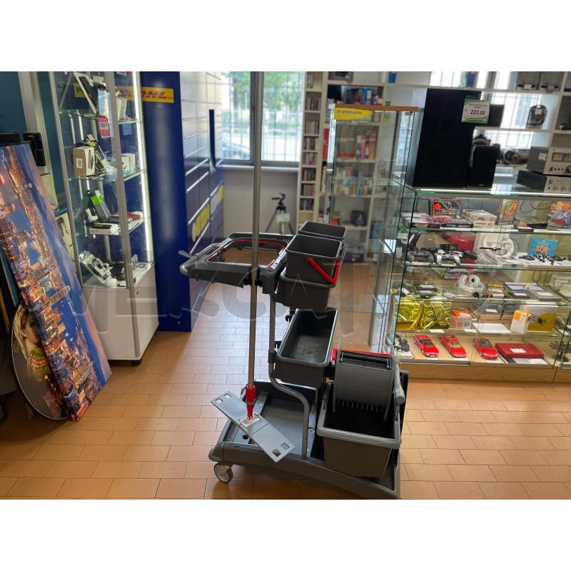 CARRELLO PULIZIA PROFESSIONALE | Mercatino dell'Usato Torino via ceresole 2