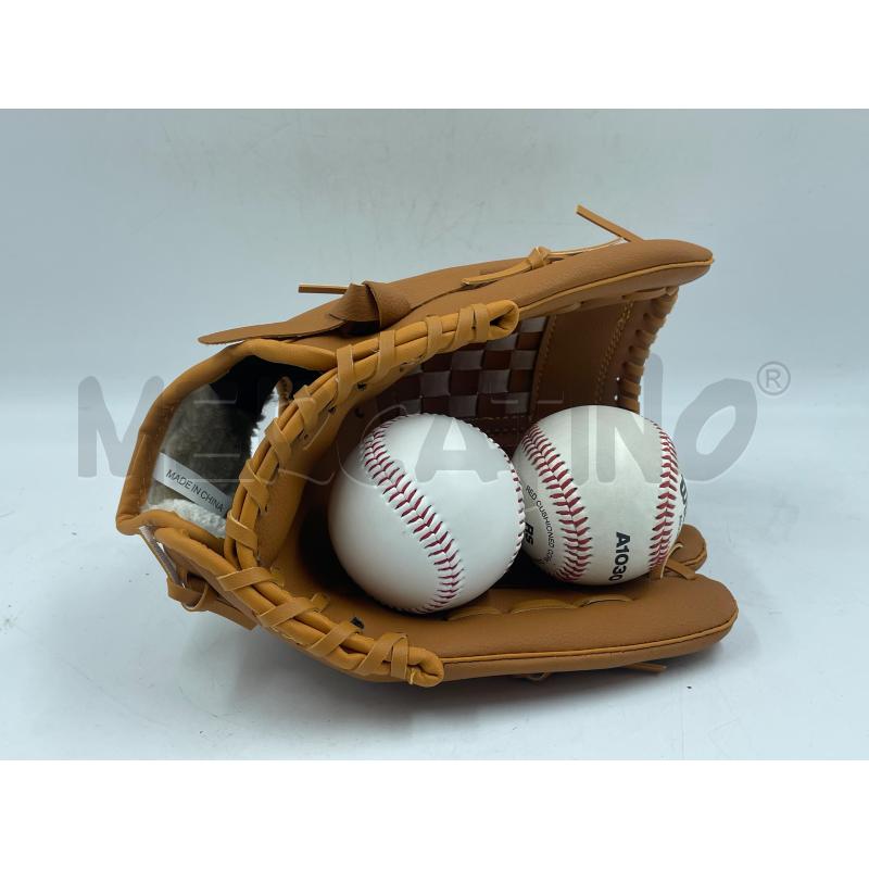 GUANTONE DA BASEBALL CON PALLE | Mercatino dell'Usato Torino via ceresole 1