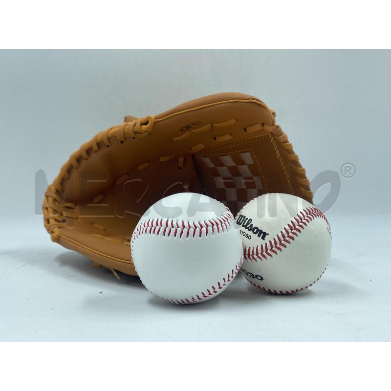 GUANTONE DA BASEBALL CON PALLE | Mercatino dell'Usato Torino via ceresole 4