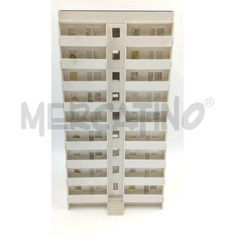 MODELLINO MINIATURA PALAZZINA ALTA | Mercatino dell'Usato Torino via ceresole 1