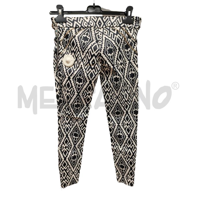 PANTALONE DONNA ELISABETTA FRANCHI BIANCO NERO GEOMETRICO CATENE DORATE | Mercatino dell'Usato Torino via ceresole 4