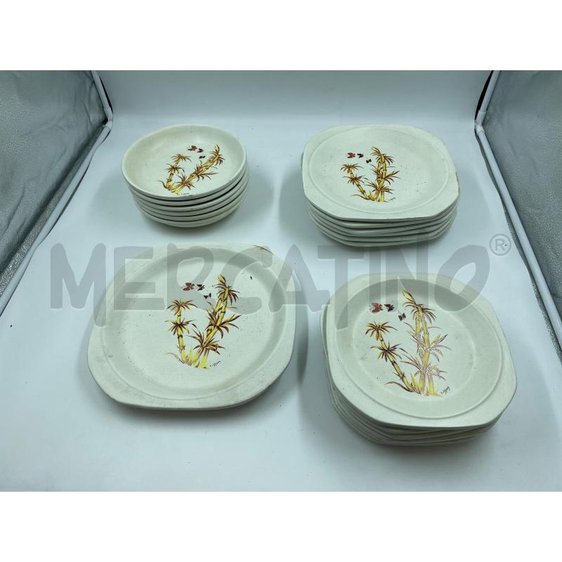 SERVIZIO PIATTI CERAMICHE TIFFANY BAMBOO E FARFALLE | Mercatino dell'Usato Torino via ceresole 1
