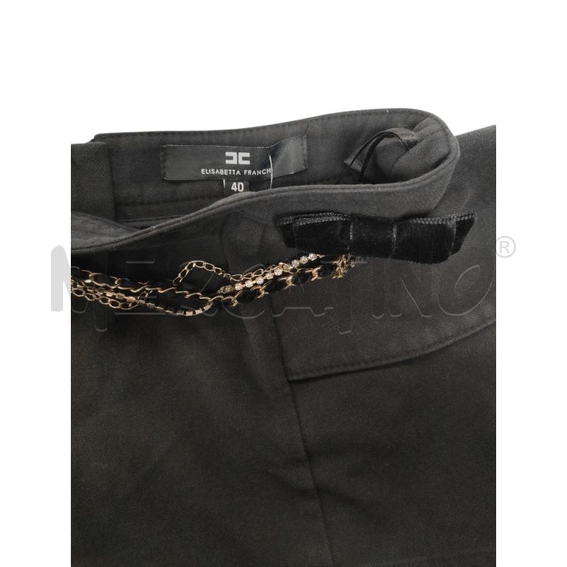 SHORTS DONNA ELISABETTA FRANCHI NERO SBUFFI CATENE DORATE | Mercatino dell'Usato Torino via ceresole 3