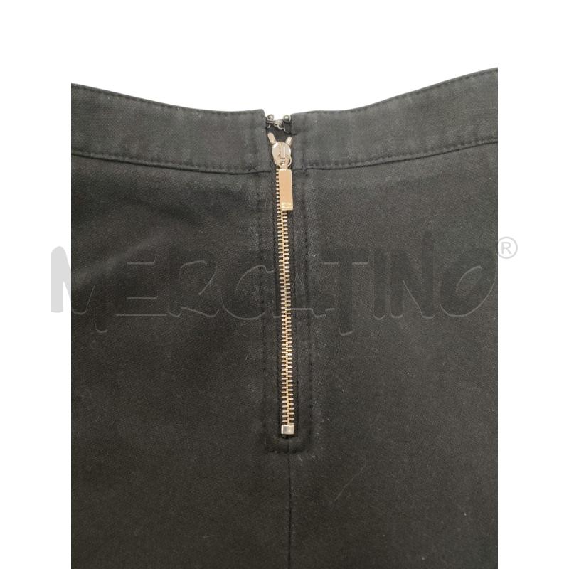 SHORTS DONNA ELISABETTA FRANCHI NERO SBUFFI CATENE DORATE | Mercatino dell'Usato Torino via ceresole 4