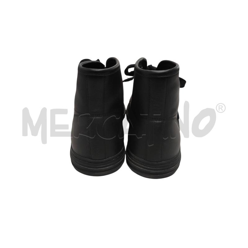 SNEAKERS UOMO GUCCI PELLE NERO  | Mercatino dell'Usato Torino via ceresole 3