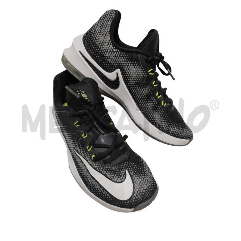 SNEAKERS UOMO NIKE GRIGIO VERDE FLUO  | Mercatino dell'Usato Torino via ceresole 1