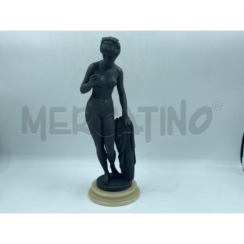 STATUA VENERE IN PIETRA LAVICA F.TA GIANNELLI | Mercatino dell'Usato Torino via ceresole 1