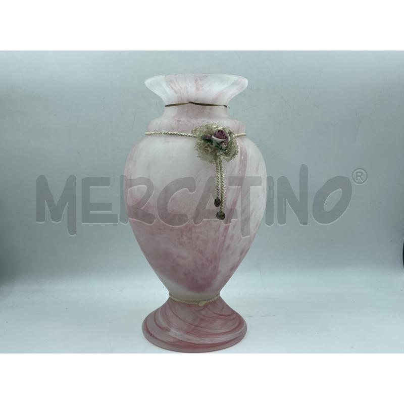 VASO GRANDE IN VETRO CON ROSA IN CERAMICA  | Mercatino dell'Usato Torino via ceresole 3