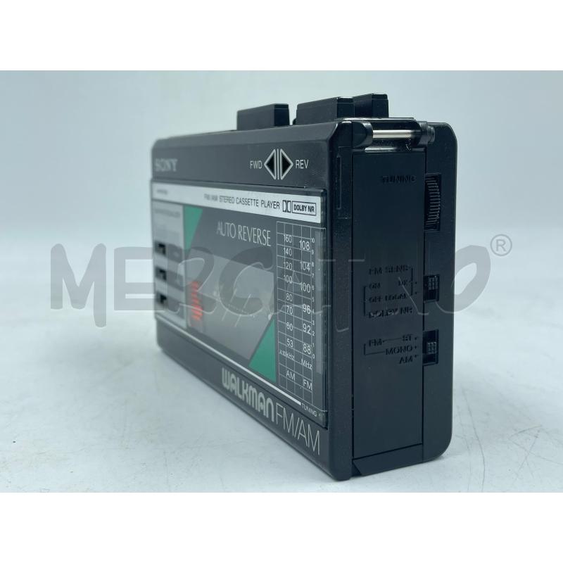 WALKMAN SONY WM-F18/F28 PERFETTAMENTE FUNZIONANTE  | Mercatino dell'Usato Torino via ceresole 5