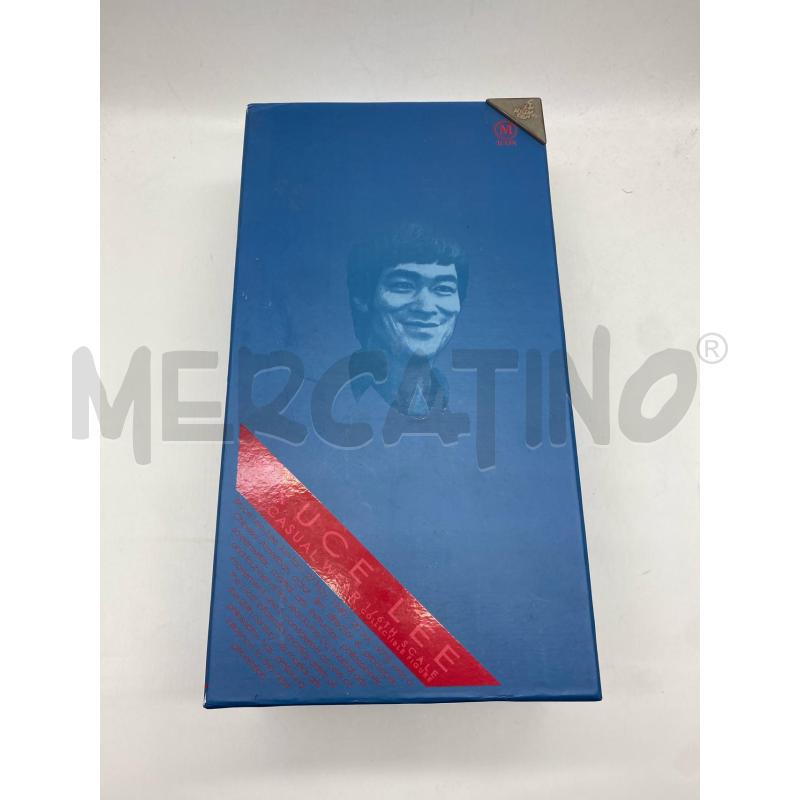 ACTION FIGURE HOT TOYS BRUCE LEE IN CASUAL WEAR  | Mercatino dell'Usato Torino c.so traiano 1