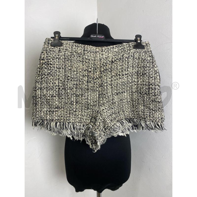 BERMUDA DONNA TWINSET BIANCA E NERA | Mercatino dell'Usato Torino c.so traiano 1