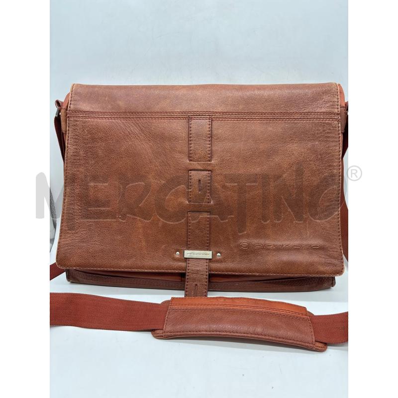BORSA UOMO PIQUADRO MARRONE | Mercatino dell'Usato Torino c.so traiano 1