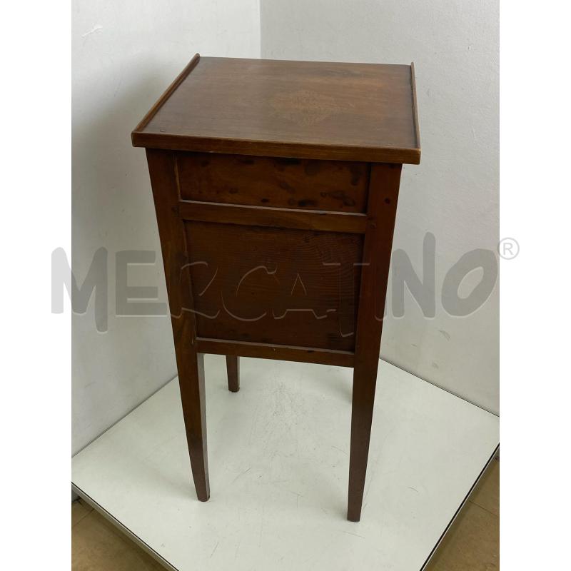 COMODINO IN NOCE ANTICO | Mercatino dell'Usato Torino c.so traiano 4