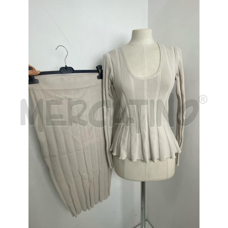 COMPLETO BLUGIRL BLUMARINE MAGL+GONNA | Mercatino dell'Usato Torino c.so traiano 1
