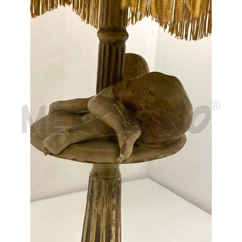 LAMPADA DA TAVOLO TERRACOTTA CON SCULTURA | Mercatino dell'Usato Torino c.so traiano 5