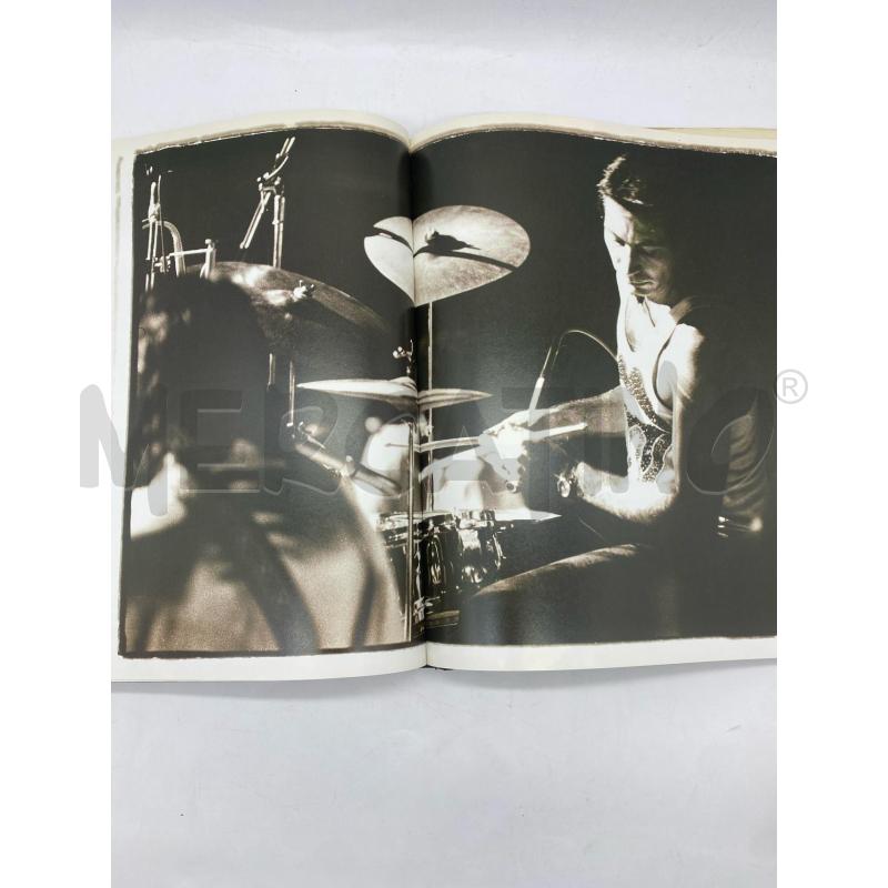 LIBRO ROLLING STONES UNA VITA SULLA STRADA | Mercatino dell'Usato Torino c.so traiano 3