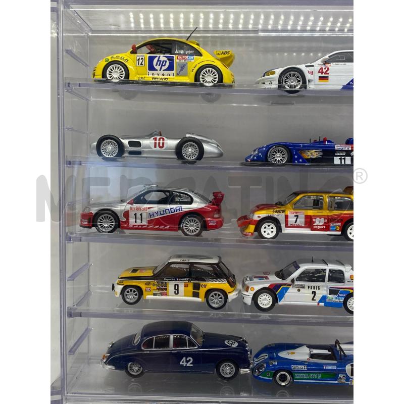 MODELLINI AUTO LOTTO CON ESPOSITORE | Mercatino dell'Usato Torino c.so traiano 2