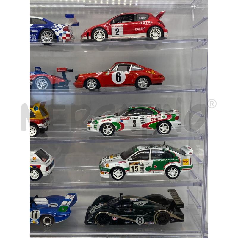 MODELLINI AUTO LOTTO CON ESPOSITORE | Mercatino dell'Usato Torino c.so traiano 4