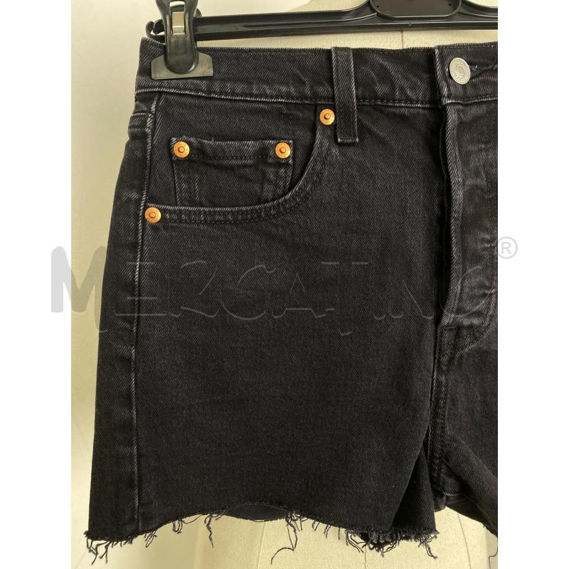 PANTALONCINO DONNA LEVI'S RIBCAGE NERO | Mercatino dell'Usato Torino c.so traiano 3