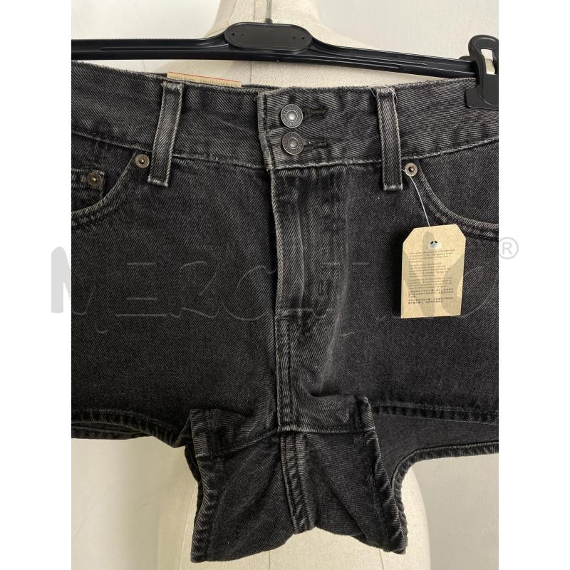 PANTALONCINO DONNA LEVI'S SUPERLOW SHORTS NERO | Mercatino dell'Usato Torino c.so traiano 2