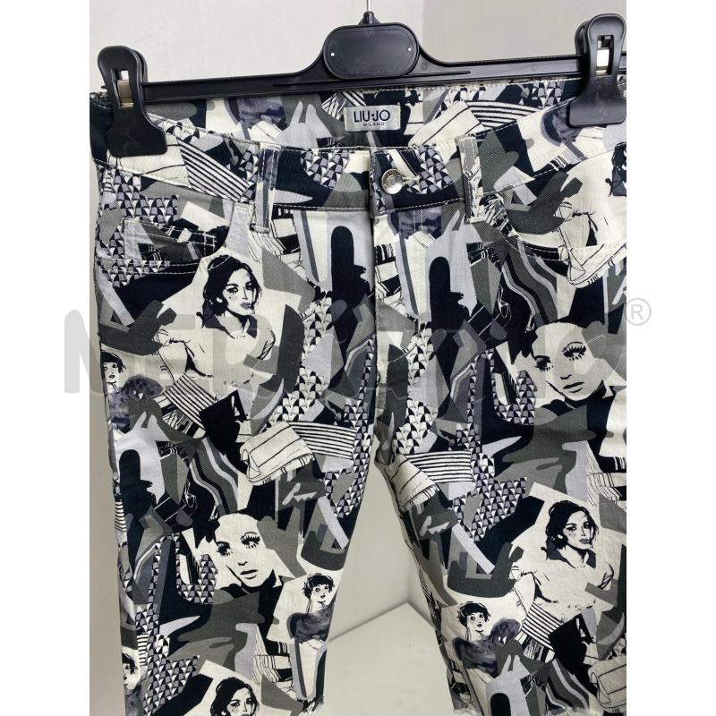 PANTALONCINO DONNA LIU JO BIA NER FIGURE | Mercatino dell'Usato Torino c.so traiano 2