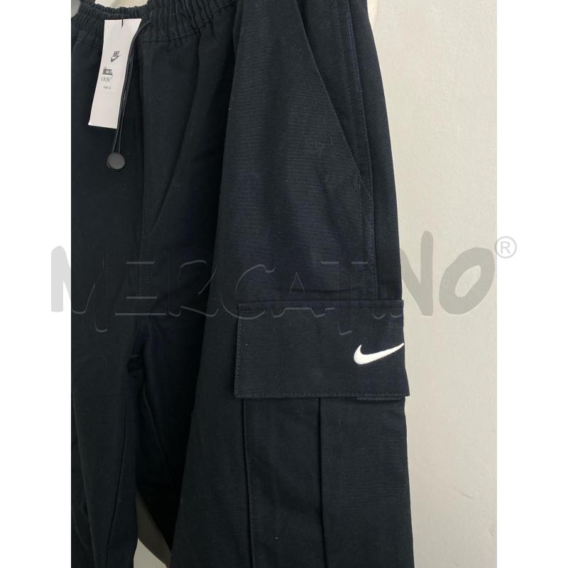 PANTALONE DONNA NIKE OVERSIZED FIT NER | Mercatino dell'Usato Torino c.so traiano 2
