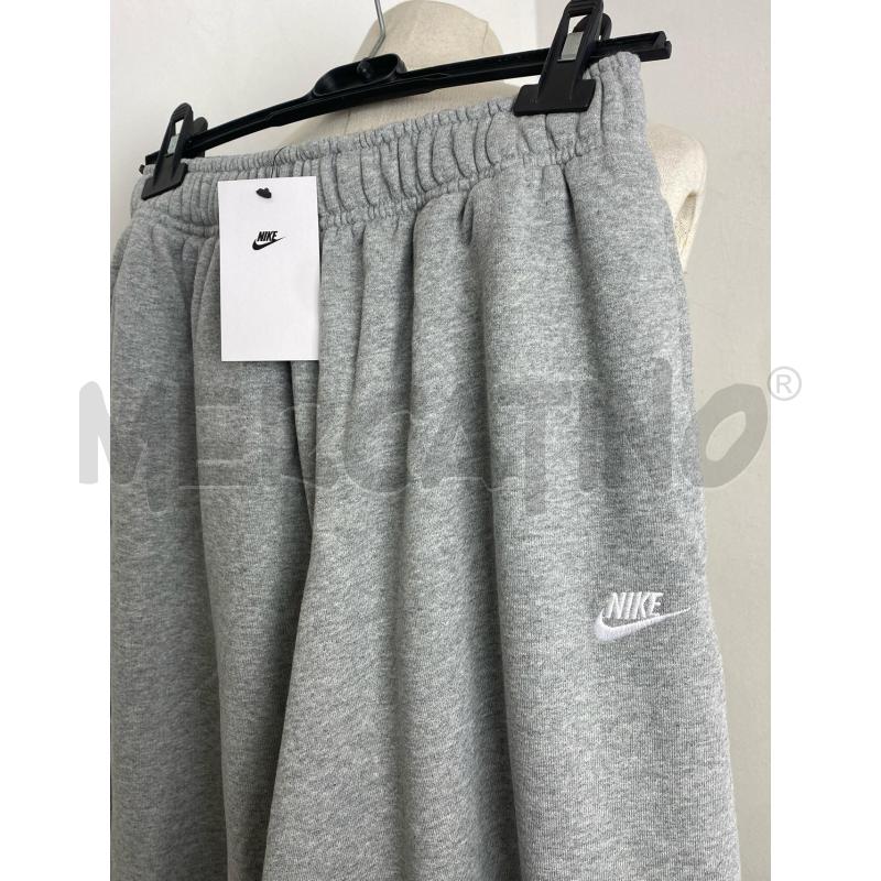 PANTALONE UOMO NIKE OVERSIZED FIT GRIG | Mercatino dell'Usato Torino c.so traiano 3