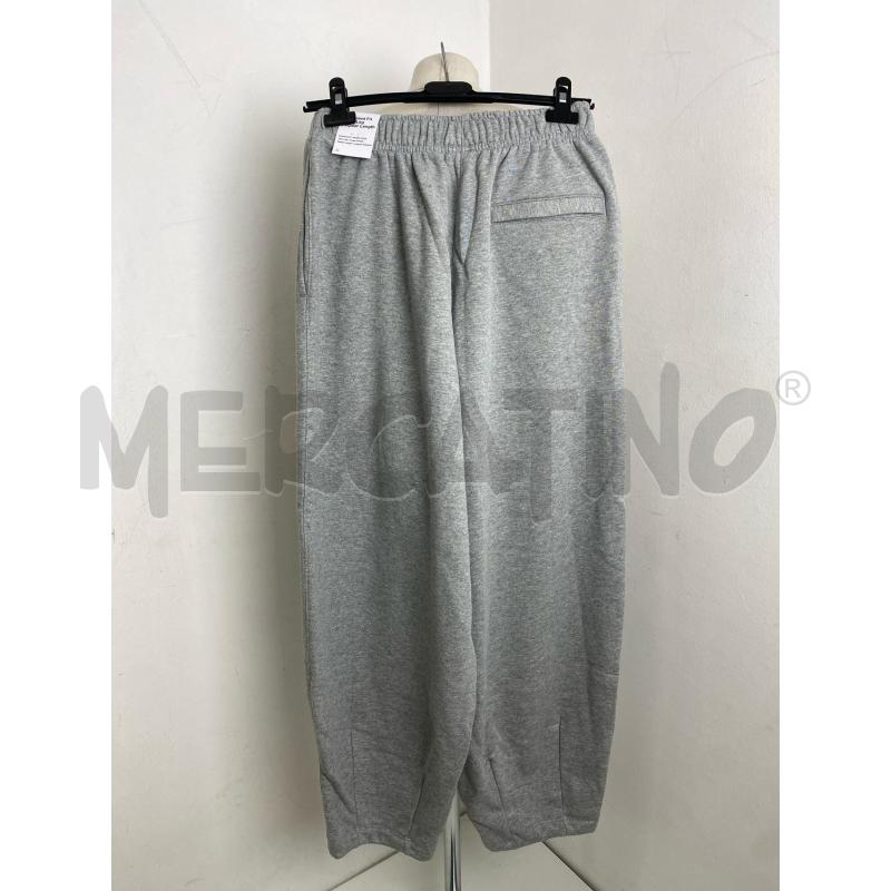 PANTALONE UOMO NIKE OVERSIZED FIT GRIG | Mercatino dell'Usato Torino c.so traiano 5