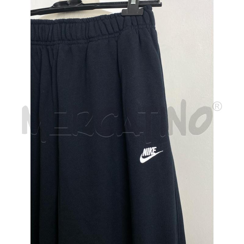 PANTALONE UOMO NIKE OVERSIZED FIT NER | Mercatino dell'Usato Torino c.so traiano 2