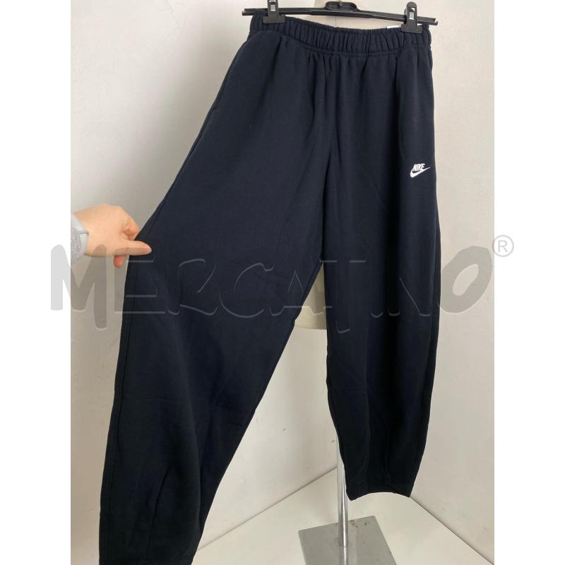 PANTALONE UOMO NIKE OVERSIZED FIT NER | Mercatino dell'Usato Torino c.so traiano 3