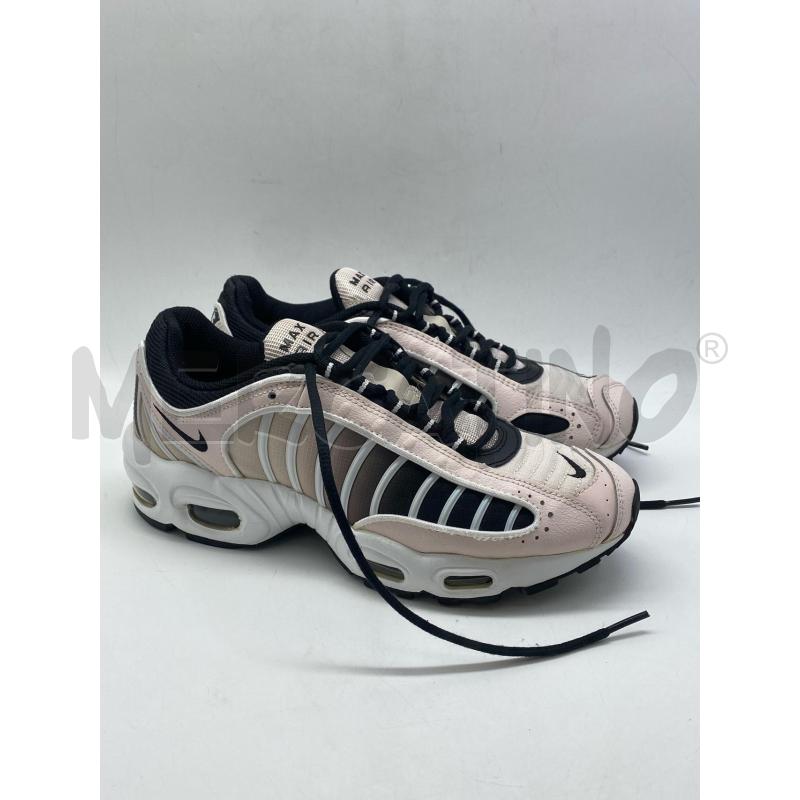 SCARPE DONNA NIKE AIR ROSA BIANC  | Mercatino dell'Usato Torino c.so traiano 2
