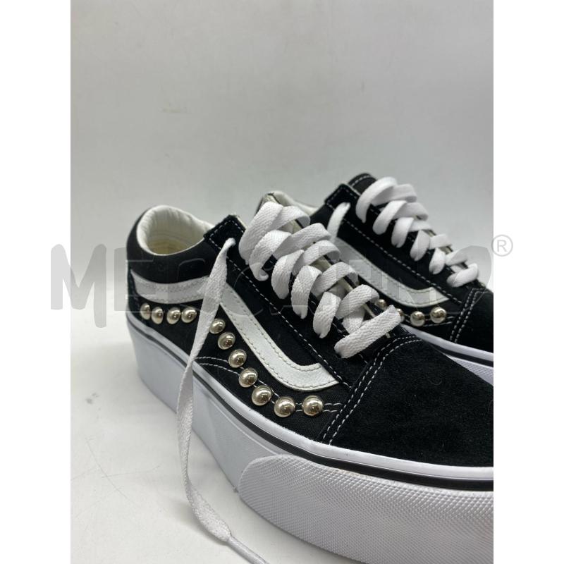 SCARPE DONNA VANS PLATFORM BORCHIE BLACK BASE | Mercatino dell'Usato Torino c.so traiano 2