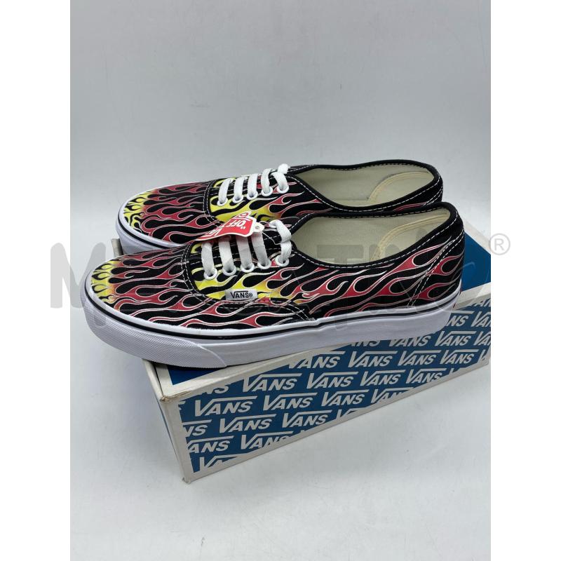 SNEAKERS UOMO VANS NERO ROSSO | Mercatino dell'Usato Torino c.so traiano 2