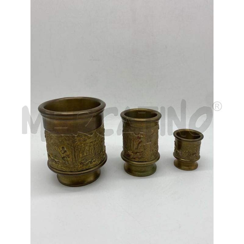 VASO METALLO SCENE DI CACCIA TRITTICO | Mercatino dell'Usato Torino c.so traiano 1