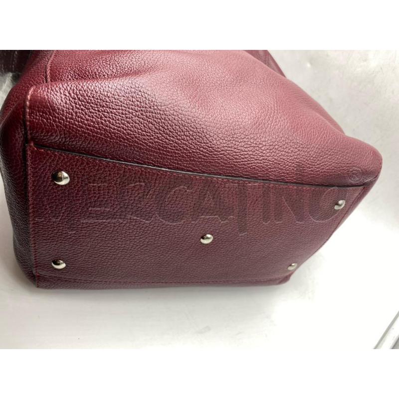 BORSA DONNA COCCINELLE MARTELLATA BORDEAUX DA SPALLA  | Mercatino dell'Usato Torino tenivelli 4