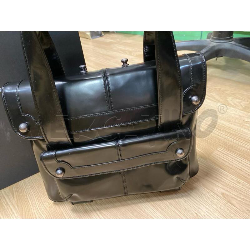 BORSA DONNA COSTUME NATIONAL NERA IN VERNICE  | Mercatino dell'Usato Torino tenivelli 4