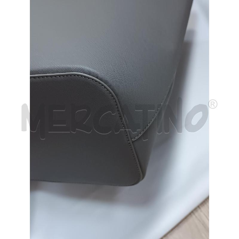 BORSA DONNA GAELLE GRIGIA ZIP DORATO  | Mercatino dell'Usato Torino tenivelli 4