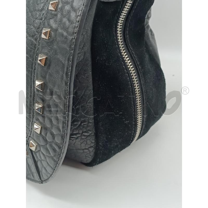 BORSA DONNA INNUE PELLE NERA CON BORCHIE E ZIP  | Mercatino dell'Usato Torino tenivelli 3