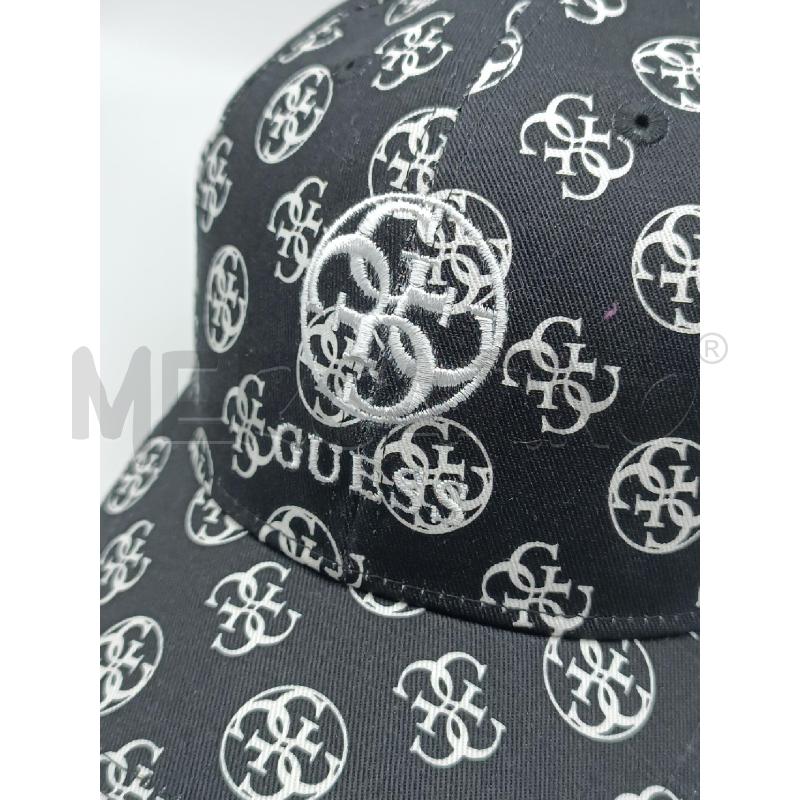 CAPPELLO CON VISIERA DONNA GUESS NERO BIANCO  | Mercatino dell'Usato Torino tenivelli 2