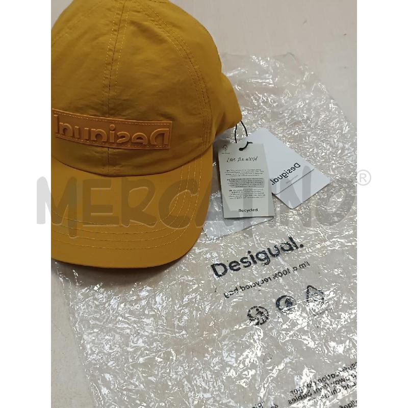 CAPPELLO UBNISEX DESIGUAL GIALLO SENAPE   | Mercatino dell'Usato Torino tenivelli 1