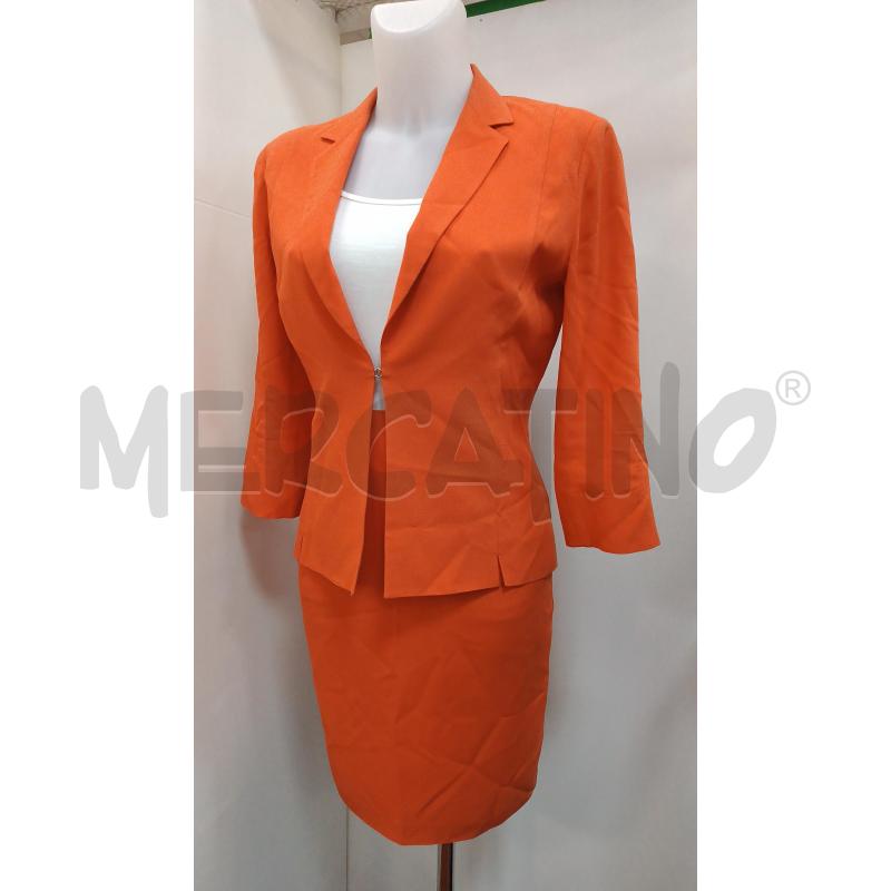 COMPLETO DONNA MARELLA ARANCIONE GIACCA+GONNA  | Mercatino dell'Usato Torino tenivelli 1